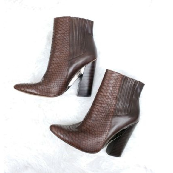 bcbgmaxazria ankle boots